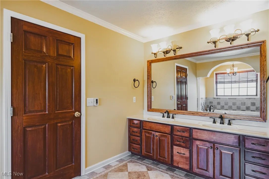 24 Westwood Drive, Parkersburg, West Virginia,MLS Now Listing ID