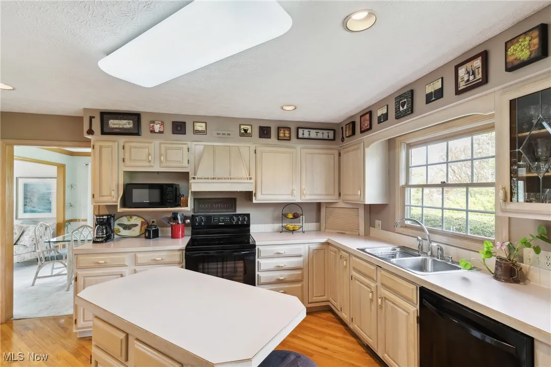 5420 Crystal Cove Circle, Stow, Ohio,MLS Now Listing ID