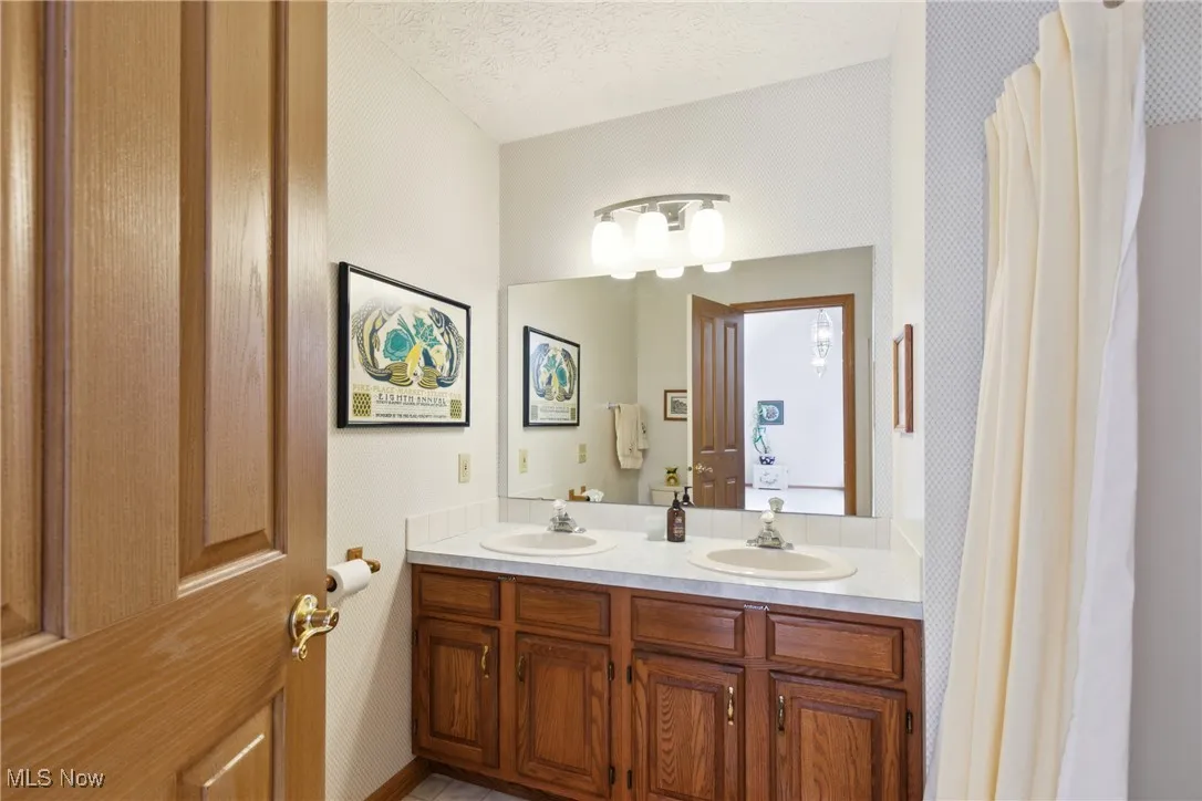 5420 Crystal Cove Circle, Stow, Ohio,MLS Now Listing ID