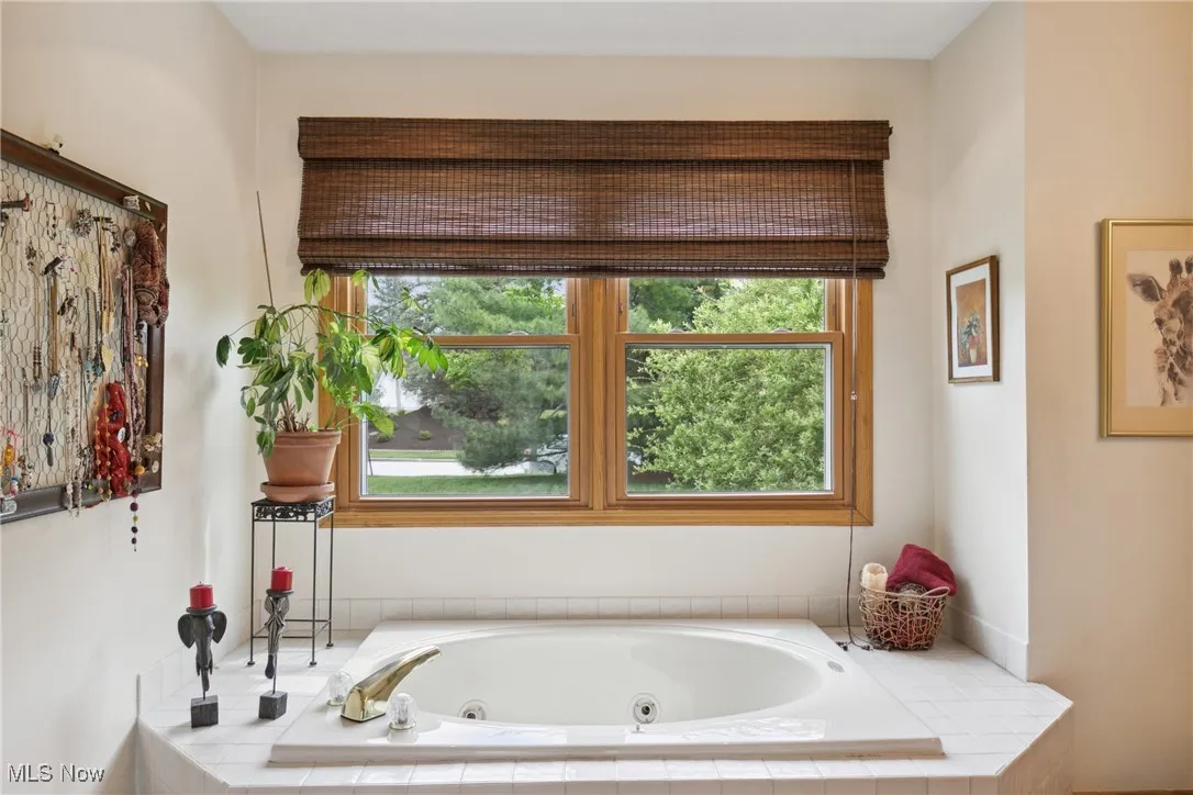 5420 Crystal Cove Circle, Stow, Ohio,MLS Now Listing ID