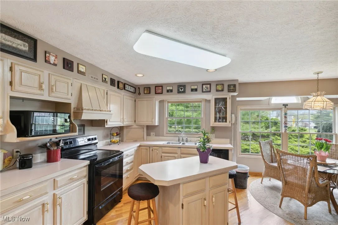 5420 Crystal Cove Circle, Stow, Ohio,MLS Now Listing ID