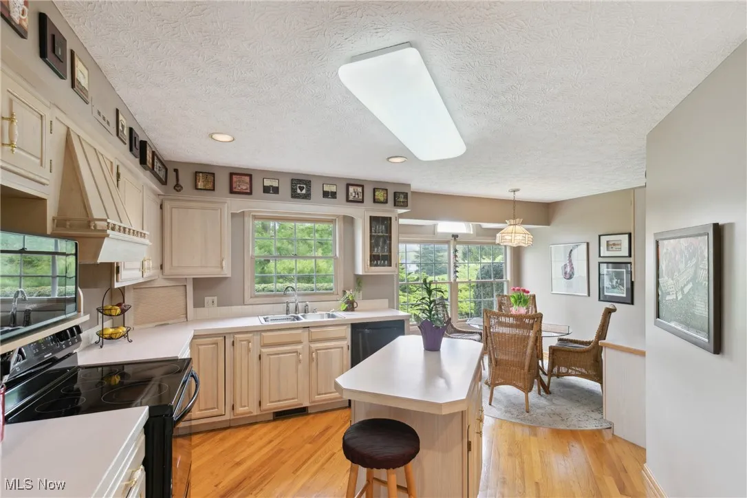5420 Crystal Cove Circle, Stow, Ohio,MLS Now Listing ID