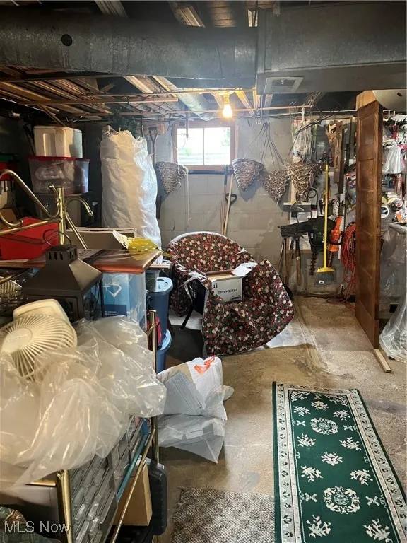 372 W North Avenue, East Palestine, Ohio,MLS Now Listing ID