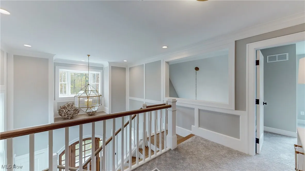 Second Floor Laanding