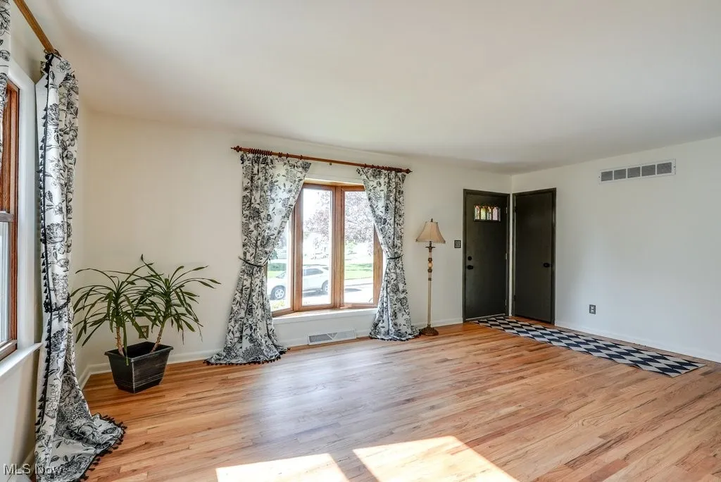 2435 Scotland Drive, Akron, Ohio,MLS Now Listing ID