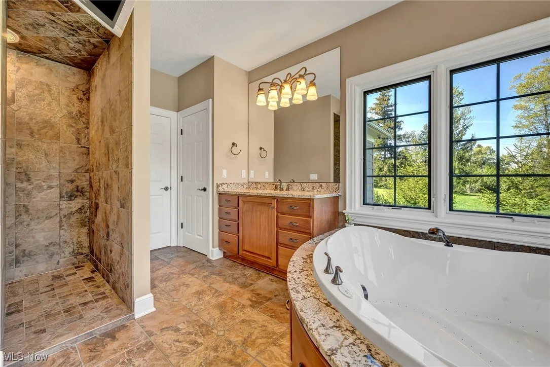 8085 King Memorial Road, Kirtland Hills, Ohio 44060,MLS Now Listing ID