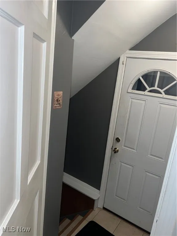 Side Door Entryway
