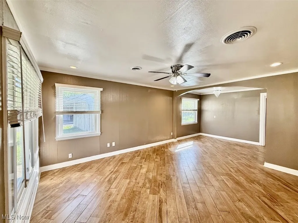 7360 Oregon Trail, Youngstown, Ohio,MLS Now Listing ID