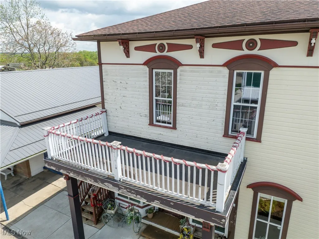 Aerial view upper level