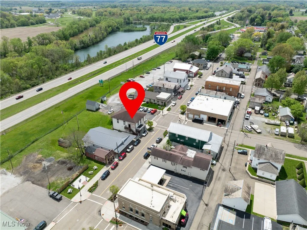 Aerial view with location pin of property