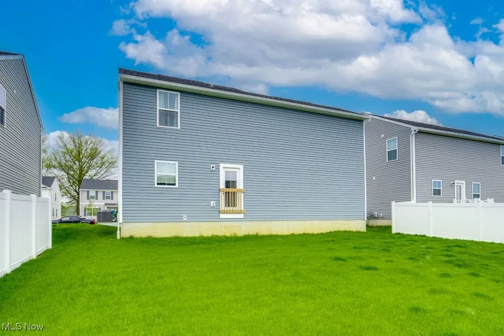 221 River Run Drive, Elyria, Ohio 44035,MLS Now Listing ID