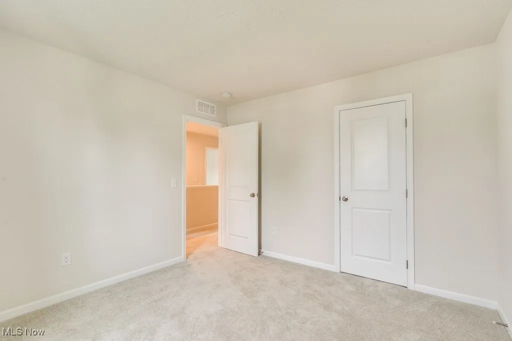 221 River Run Drive, Elyria, Ohio 44035,MLS Now Listing ID