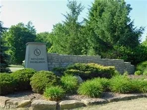 View of Secluded Highlands Entry Sign
