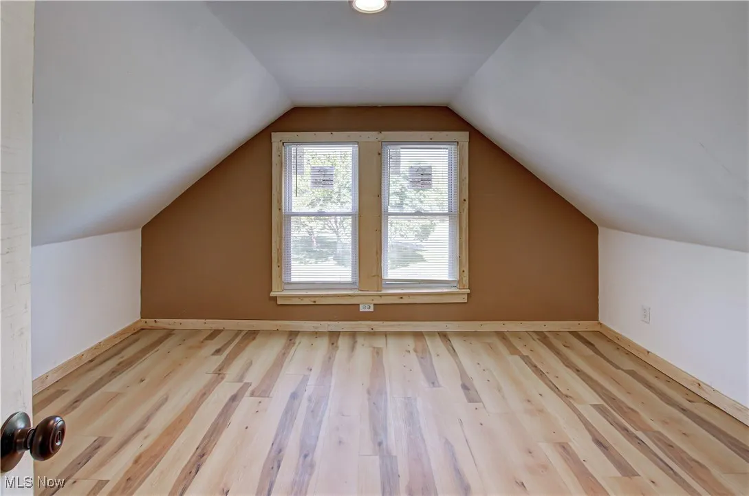 3rd floor 1/2 bath