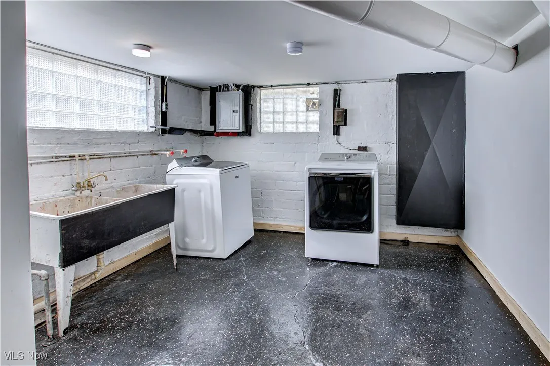 basement full bath