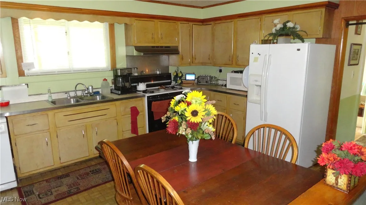 7517 Veterans Boulevard, Chester, West Virginia 26034,MLS Now Listing ID