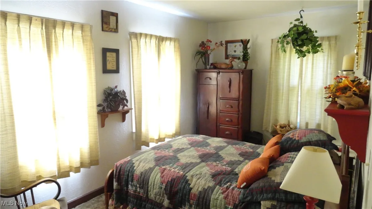 7517 Veterans Boulevard, Chester, West Virginia 26034,MLS Now Listing ID