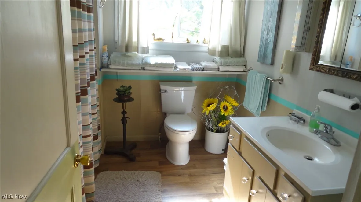 7517 Veterans Boulevard, Chester, West Virginia 26034,MLS Now Listing ID