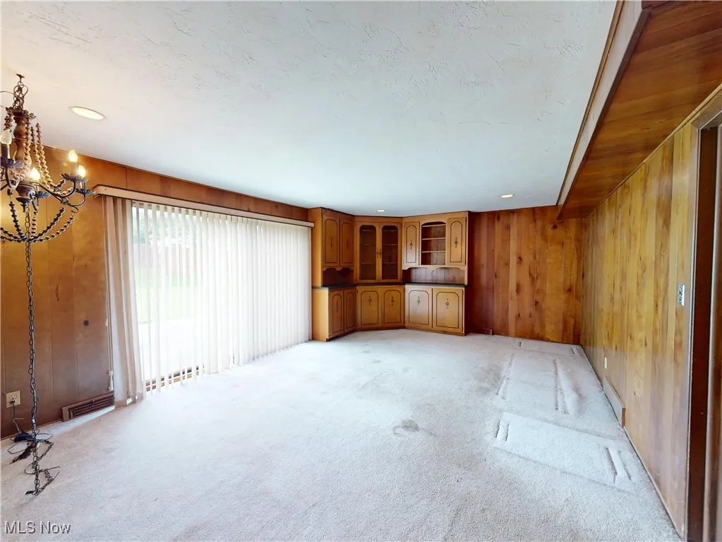 1930 Aldersgate Drive, Lyndhurst, Ohio 44124,MLS Now Listing ID