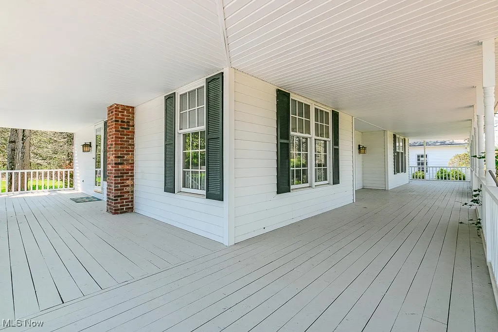 700 sq. feet of covered wrap-around porch
