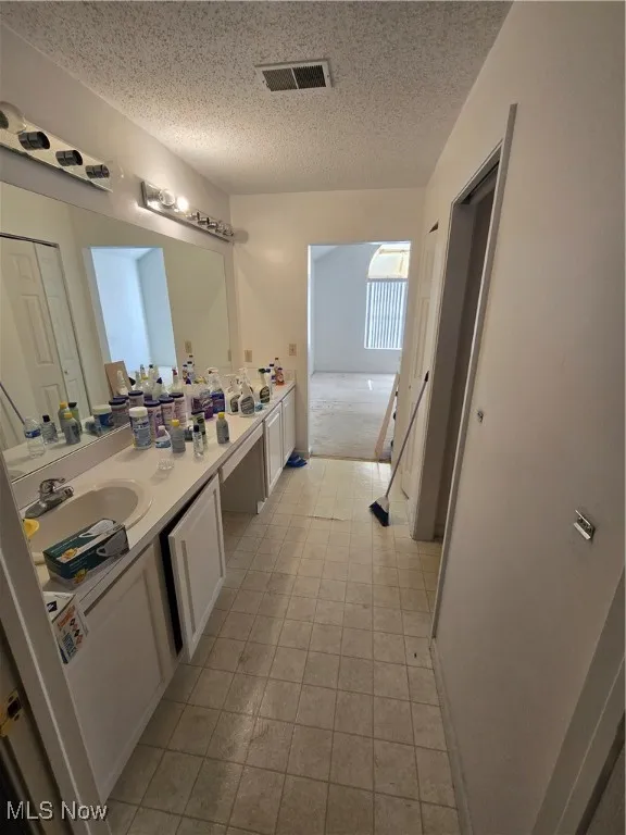 695 E Western Reserve Road # 1001, Poland, Ohio,MLS Now Listing ID