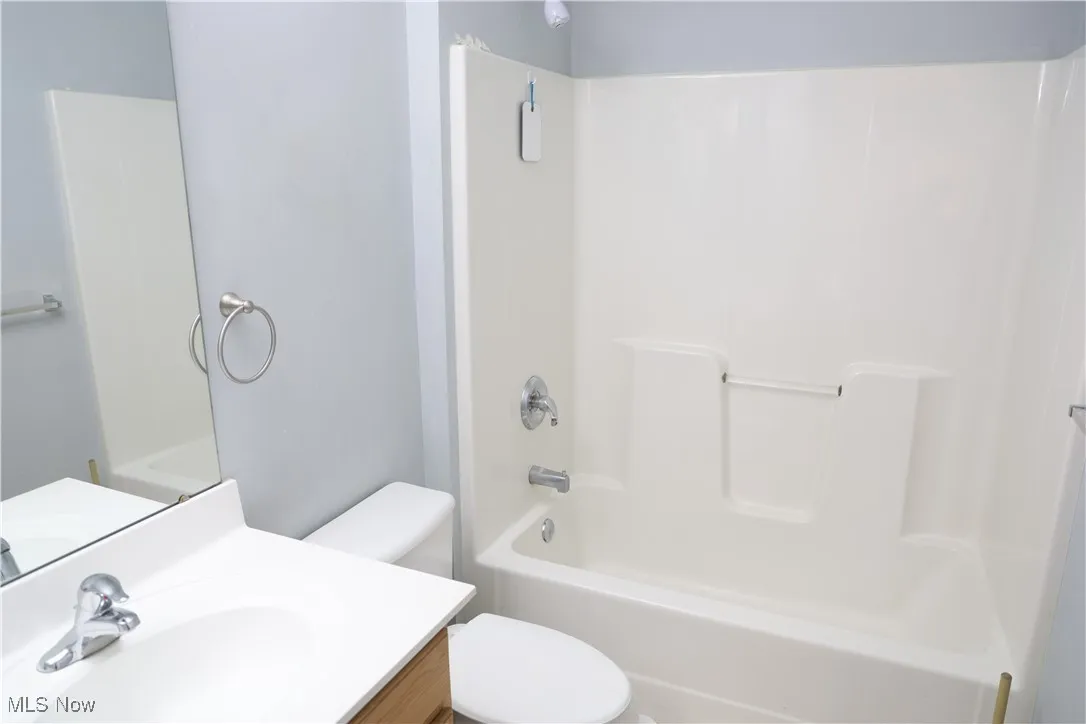 Main Bathroom