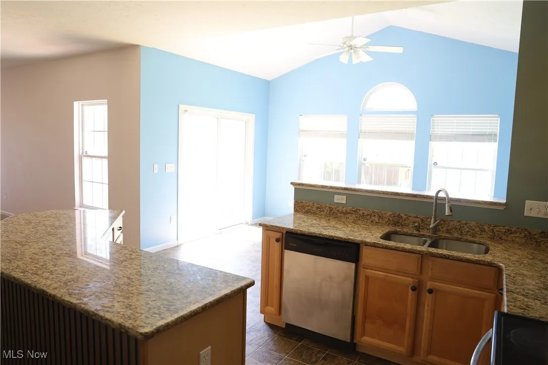 37591 Stoney Lake Drive, North Ridgeville, Ohio,MLS Now Listing ID