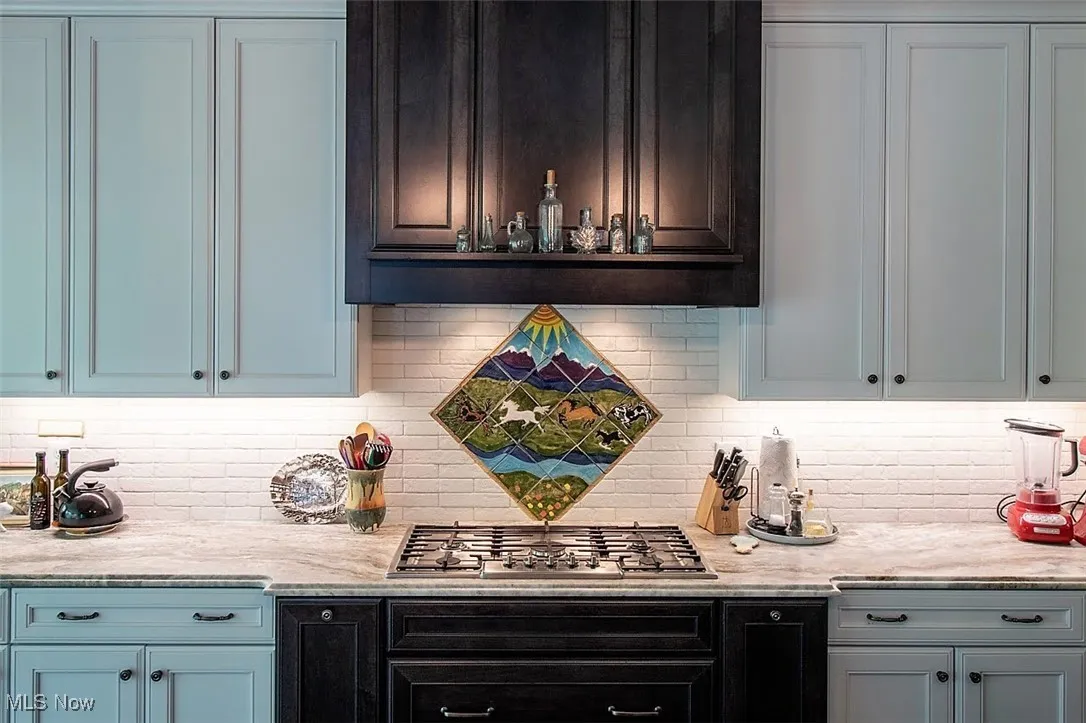 Virtually staged Custom tile kitchen backsplash