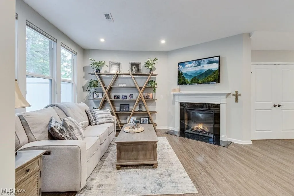 844 Woodside Drive, Westlake, Ohio,MLS Now Listing ID