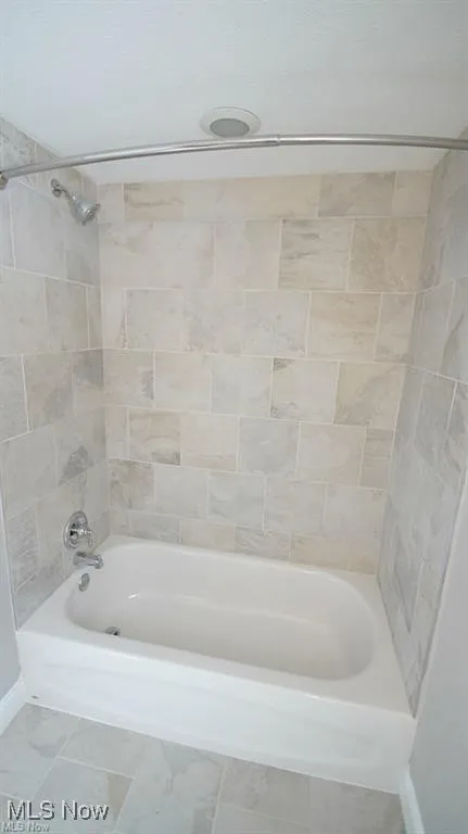 Bathroom with beautiful ceramic surround
