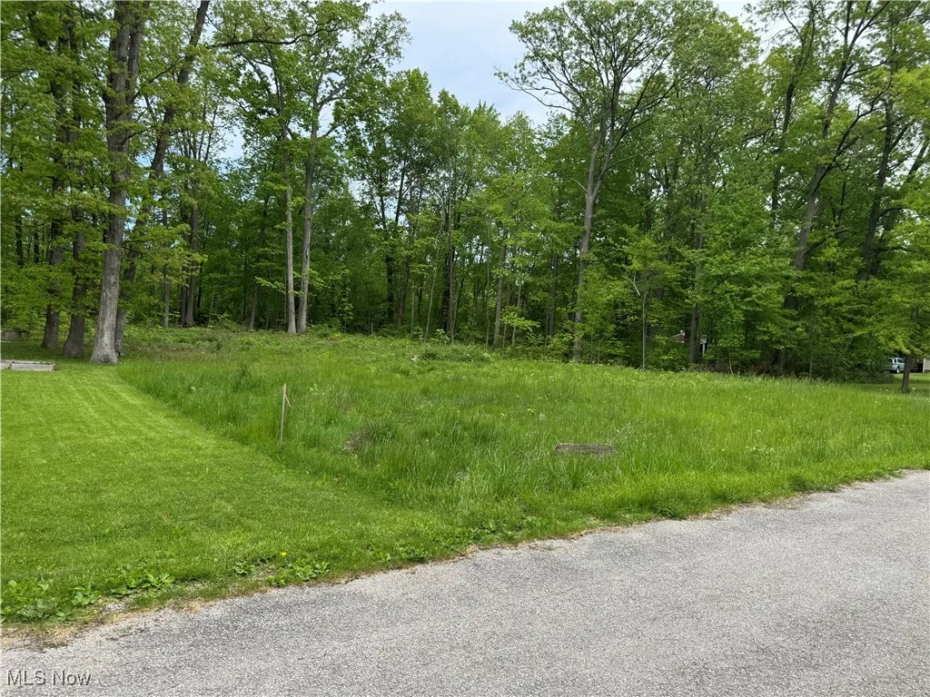 16646 Oakwood Drive, Lake Milton, Ohio,MLS Now Listing ID