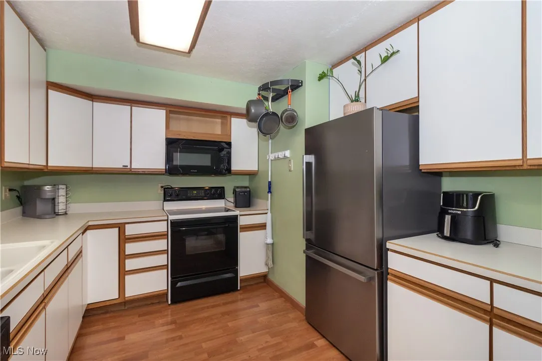 80 Landings Way, Avon Lake, Ohio,MLS Now Listing ID