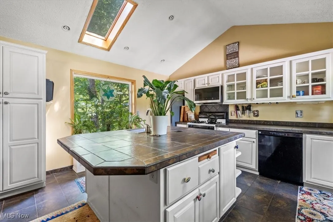 2854 Wells Lock Road, Elizabeth, West Virginia 26143,MLS Now Listing ID