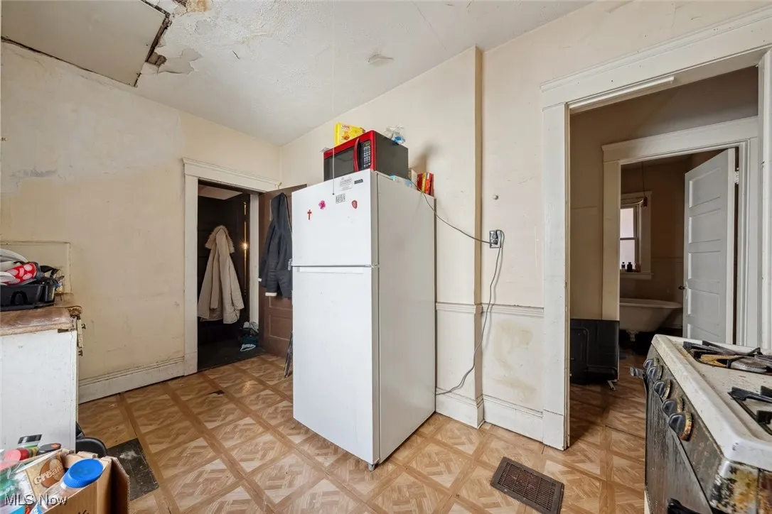 6516 Saint Clair Avenue, Cleveland, Ohio,MLS Now Listing ID