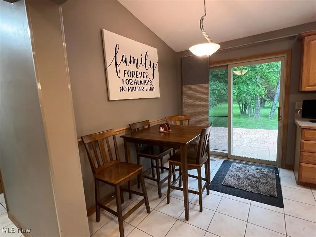 Dual dining area in this spacious kitchen! A table with a view!