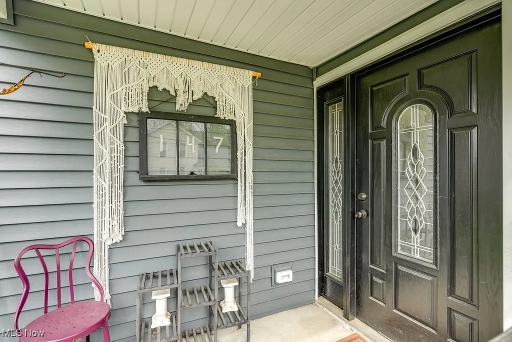147 Vine Street, Ravenna, Ohio,MLS Now Listing ID