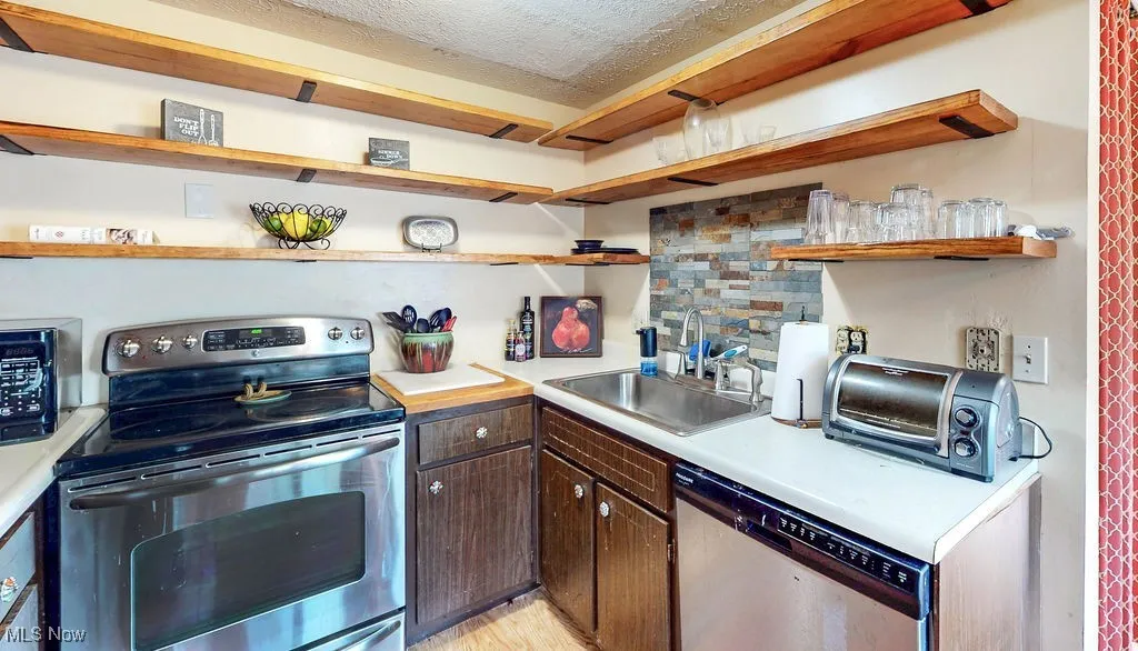 10219 Spinnaker Run, Aurora, Ohio,MLS Now Listing ID