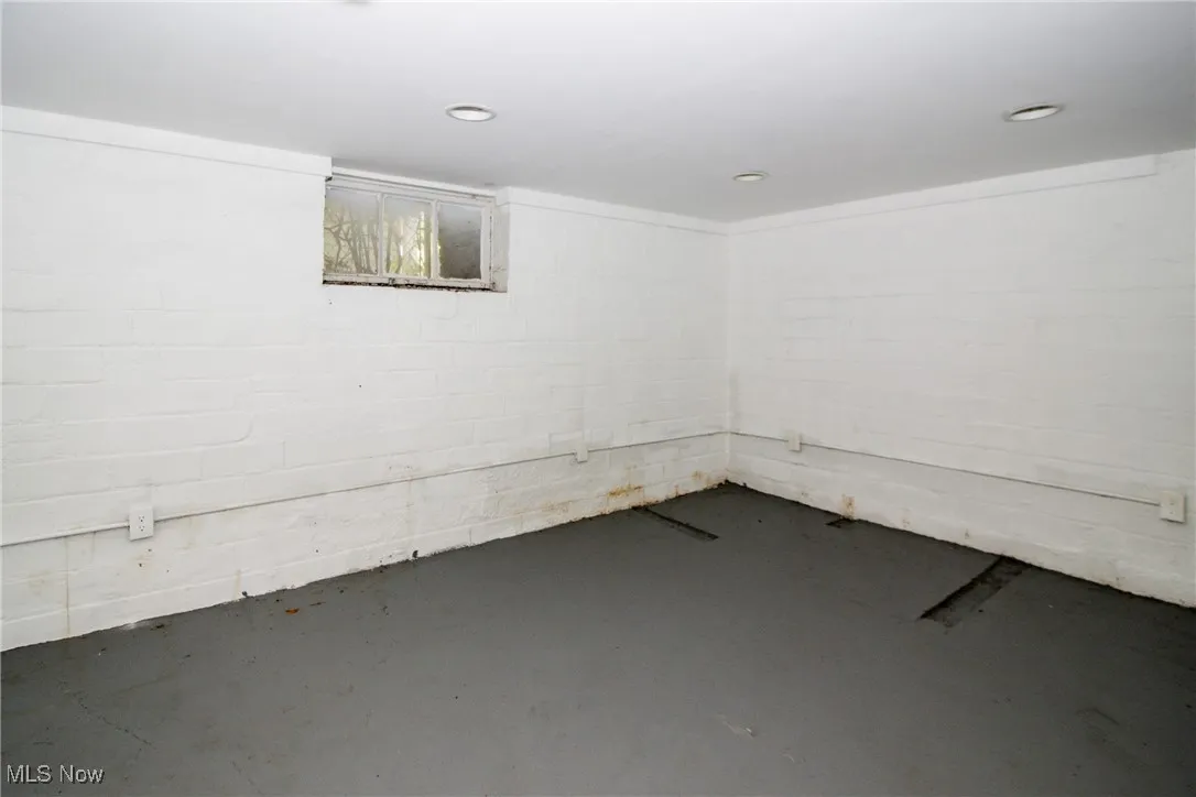 858 Roanoke Road, Cleveland Heights, Ohio,MLS Now Listing ID