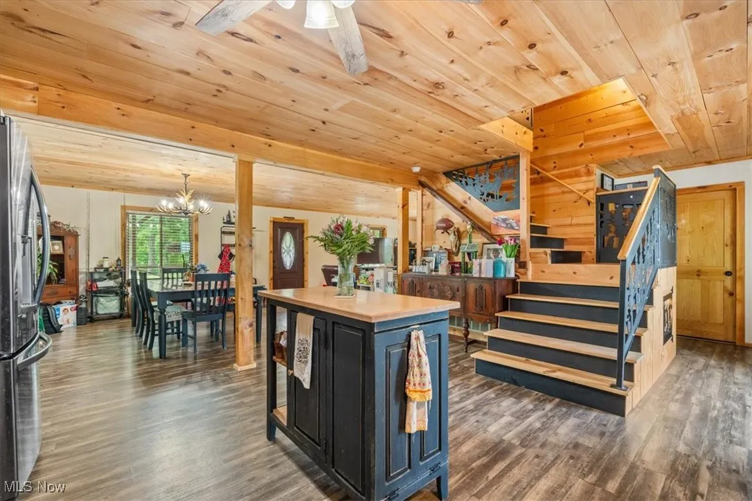 992 Munday Road, Elizabeth, West Virginia 26143,MLS Now Listing ID