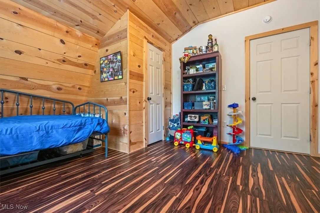 992 Munday Road, Elizabeth, West Virginia 26143,MLS Now Listing ID