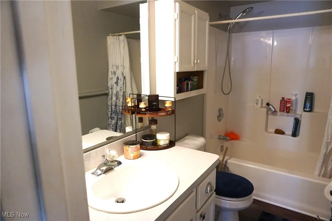 Up full bath
