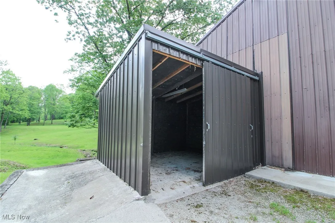 View of outbuilding with an outbuilding