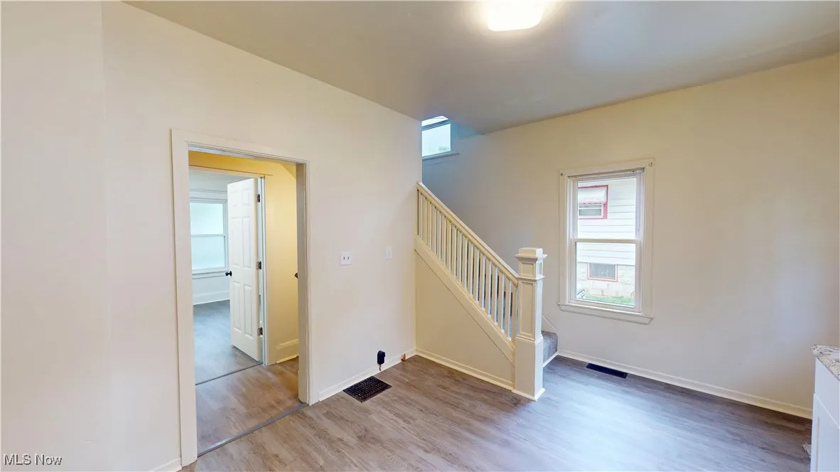 210 Perry Street # Front, Struthers, Ohio,MLS Now Listing ID