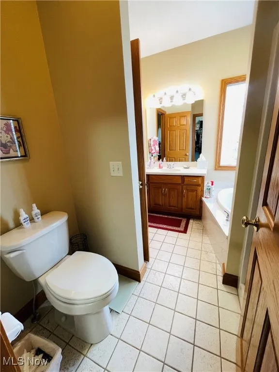 43 Mallard Pointe, Mount Vernon, Ohio,MLS Now Listing ID
