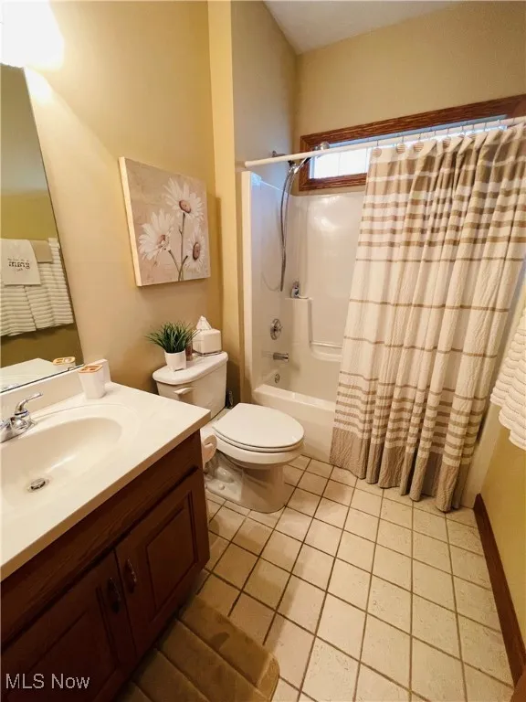 43 Mallard Pointe, Mount Vernon, Ohio,MLS Now Listing ID