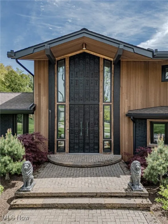 2471 Snowberry Lane, Pepper Pike, Ohio,MLS Now Listing ID
