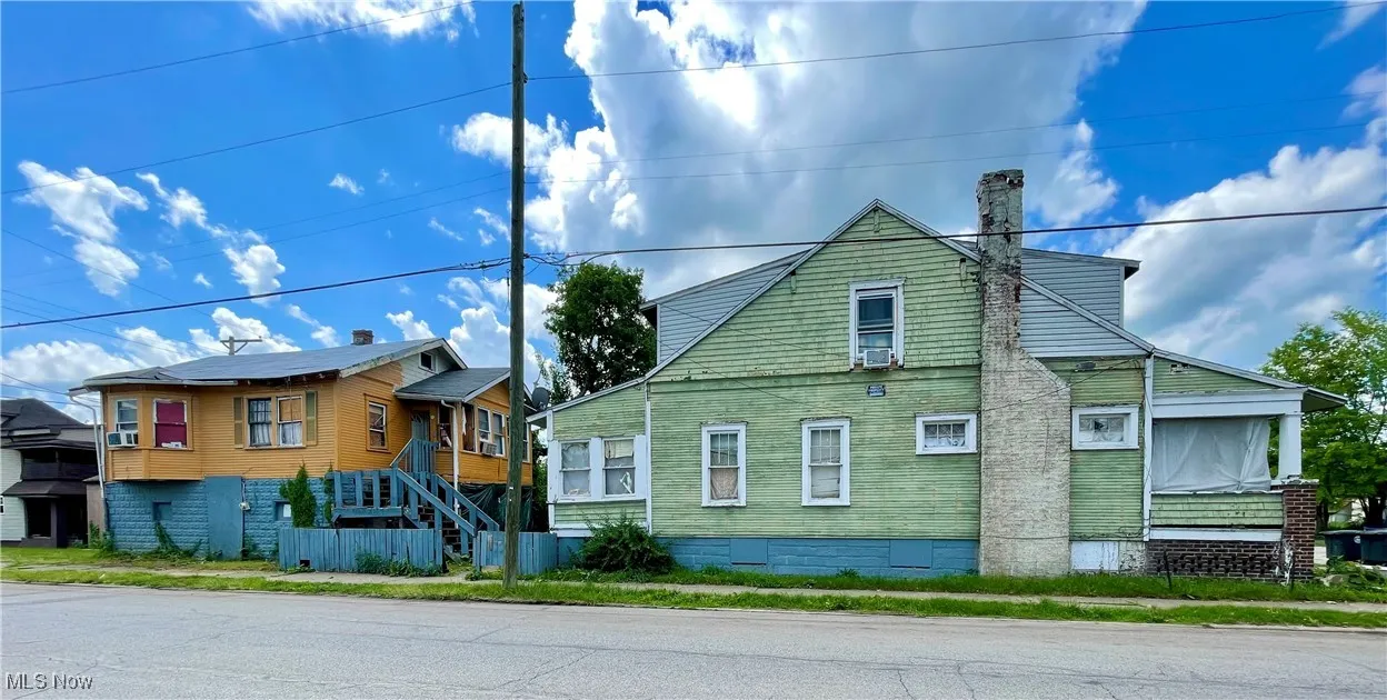 Front and rear buildings