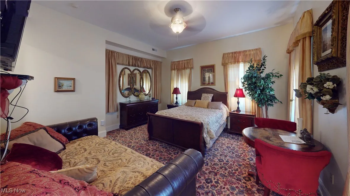 Bedroom with ceiling fan