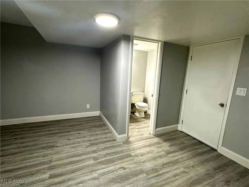 Gorgeous new flooring & fresh paint