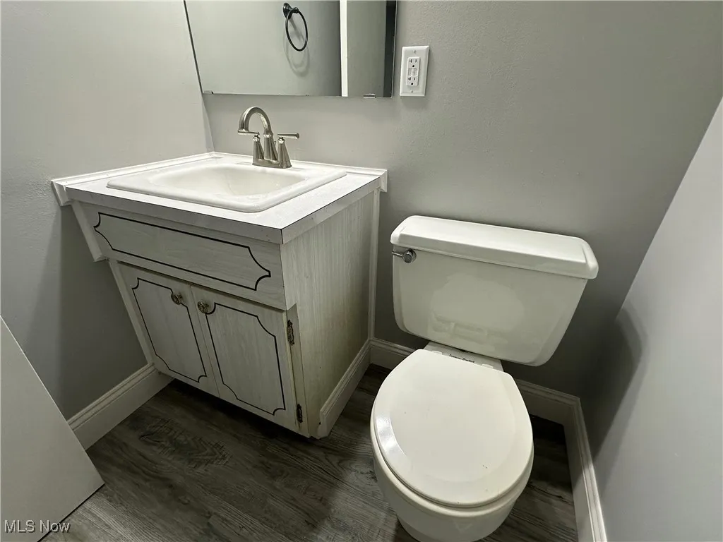 Half Bathroom off Bonus Room & Garage
